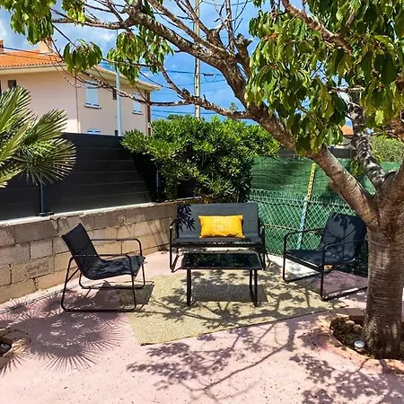 F2 4 Pers 5min Commerce Plages Apartment *