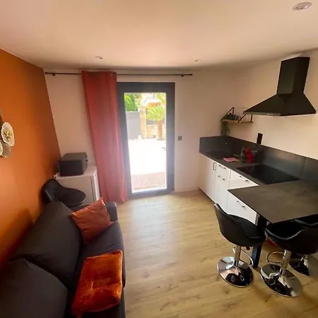 F2 4 Pers 5min Commerce Plages Appartement Saint Aygulf